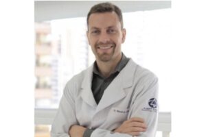 O Dr. Marcelo Linhares é outro dos melhores urologistas de São Paulo