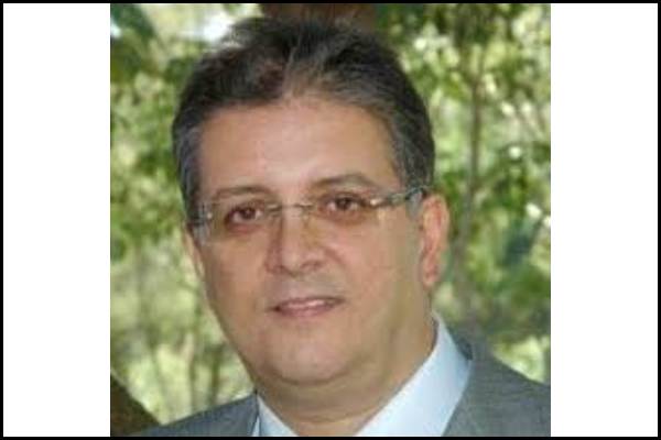 O Dr. Paulo Roncada é um dos melhores médicos digestivos de São Paulo