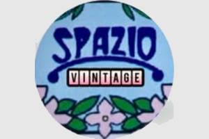 A Spazio Vintage, através de seu Instagram, destaca-se entre as melhores lojas de roupas vintage